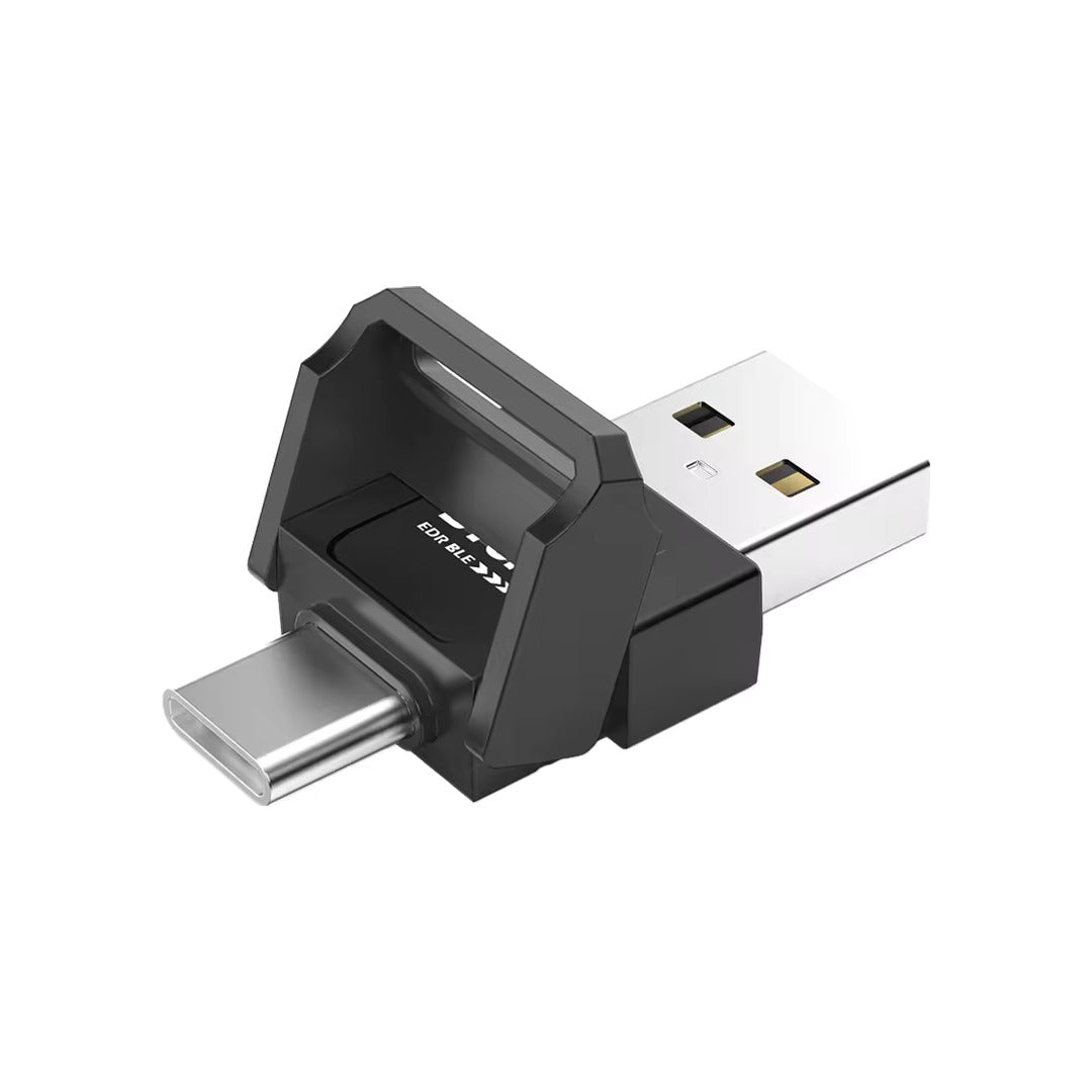 Adaptador Bluetooth 6.0 UC600 con conectores USB-A y USB-C sobre fondo blanco